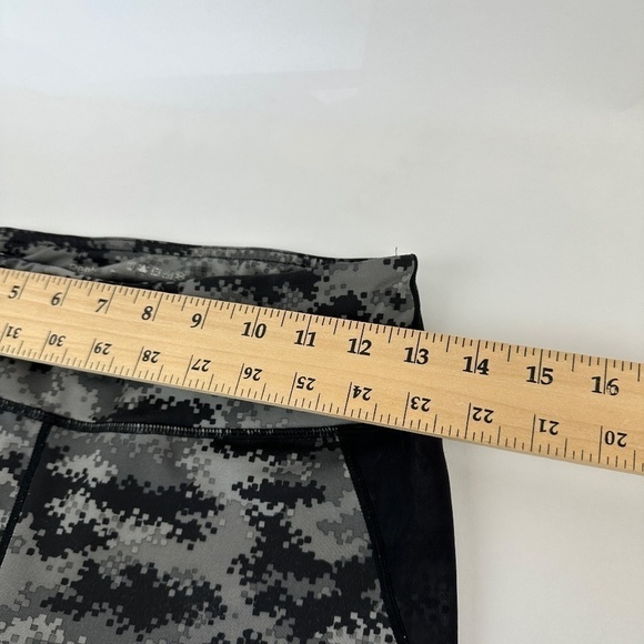 Reebok Leggings Womens Small Gray Camo Mesh Leg - Picture 3 of 8